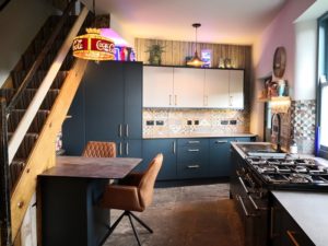 Read more about the article Kitchen renovation in an old cottage Broadbottom, Cheshire
