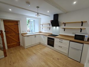 Read more about the article A kitchen renovation in Glossop